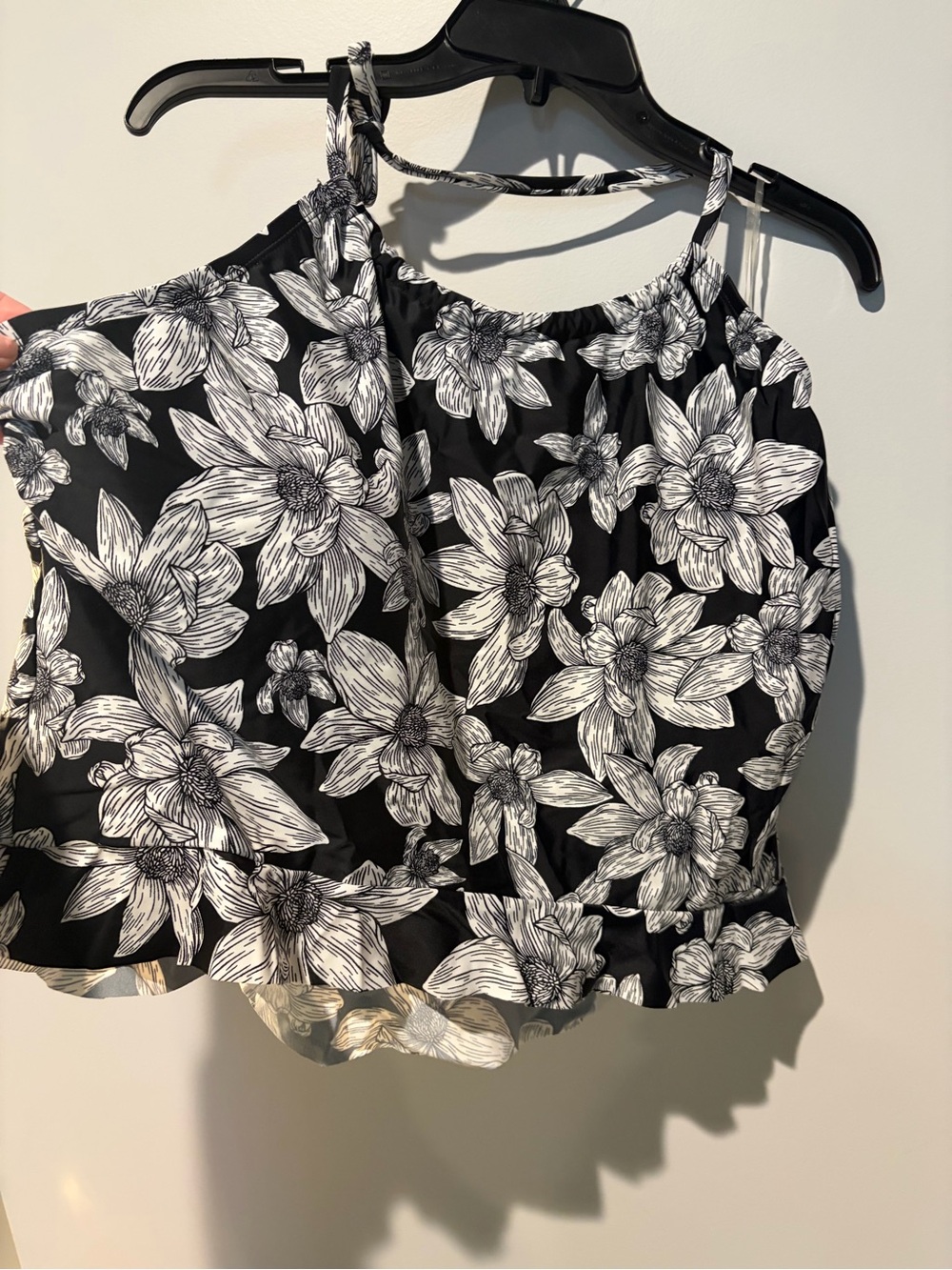 crown & ivy Black and White Floral Halter Bikini Top